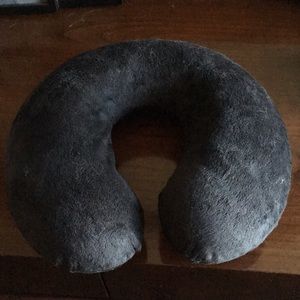 Neck pillow
